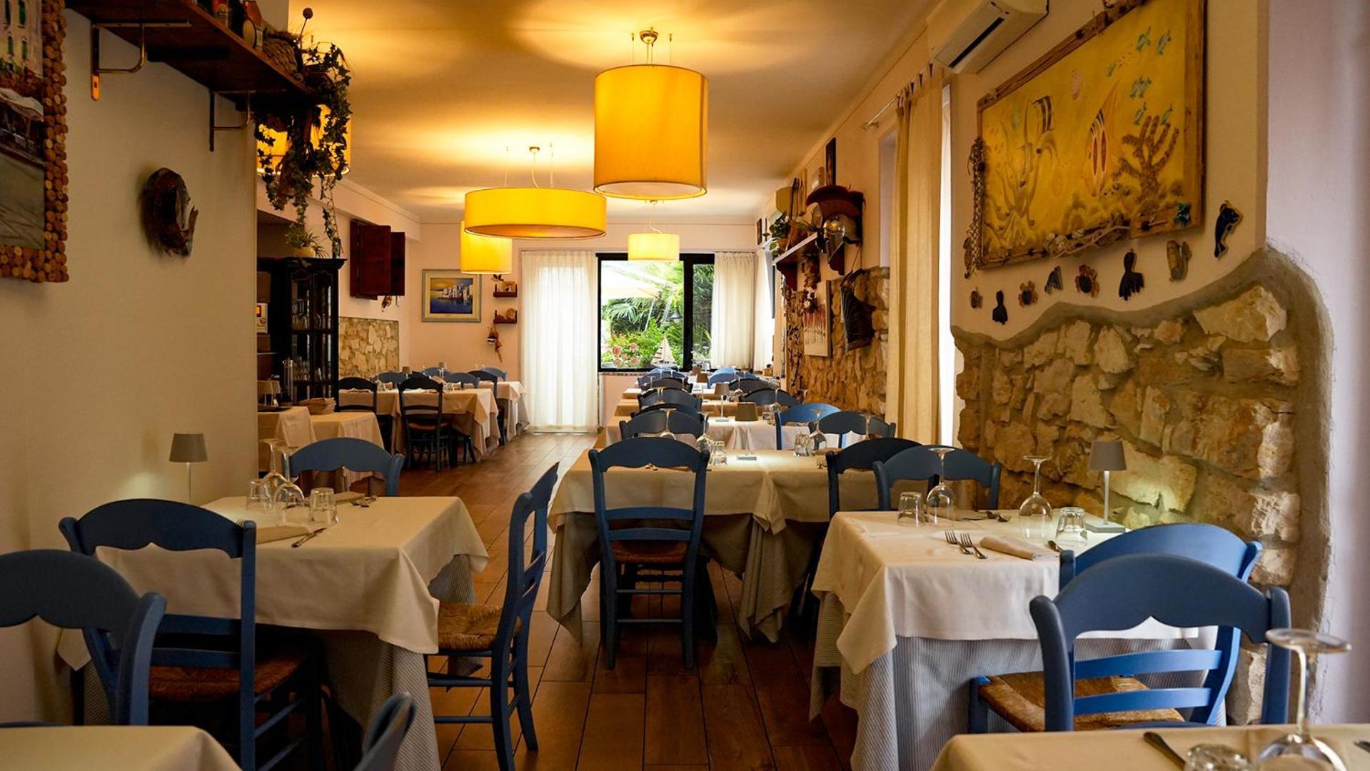 Florivana Boutique Hotel Ristorante سان بيترو في كاريانو المظهر الخارجي الصورة