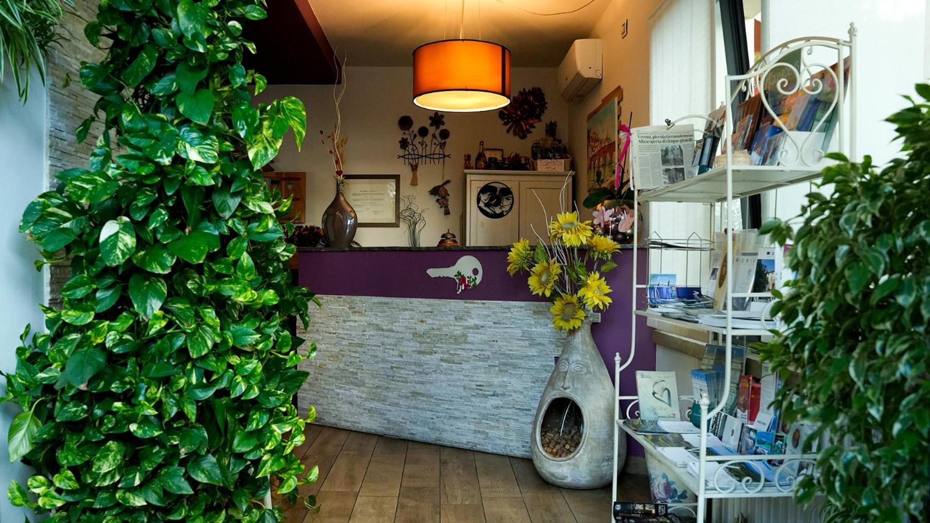Florivana Boutique Hotel Ristorante سان بيترو في كاريانو المظهر الخارجي الصورة